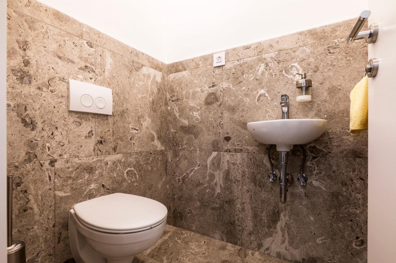Apartment Apsyrtides Mali Losinj Exterior photo